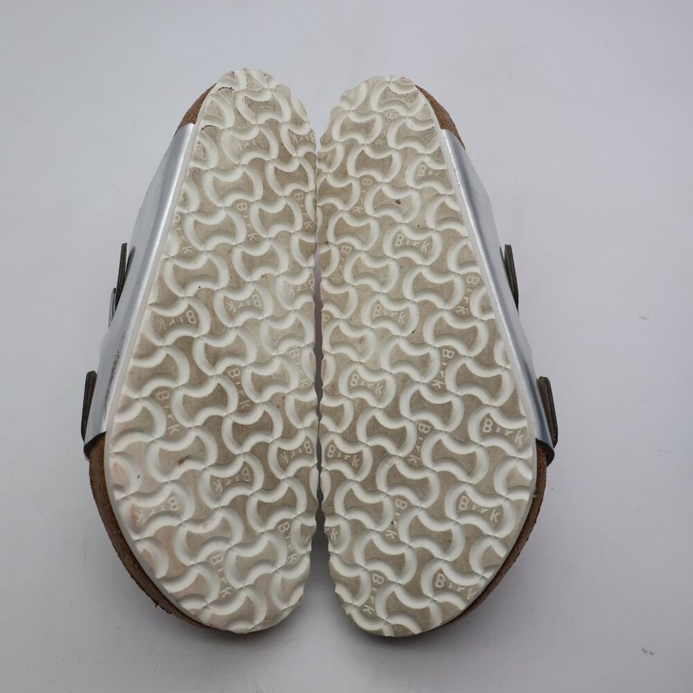 Birkenstock Arizona Women's EU 40 US 9 Soft Footbed Silver Leather - Picture 7 of 10